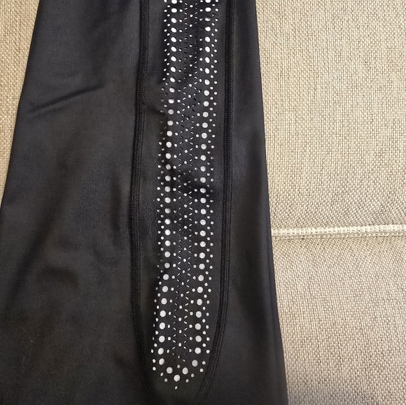 ❤️Knockout By Victoria Sport Thigh❤️ - Picture 7 of 8